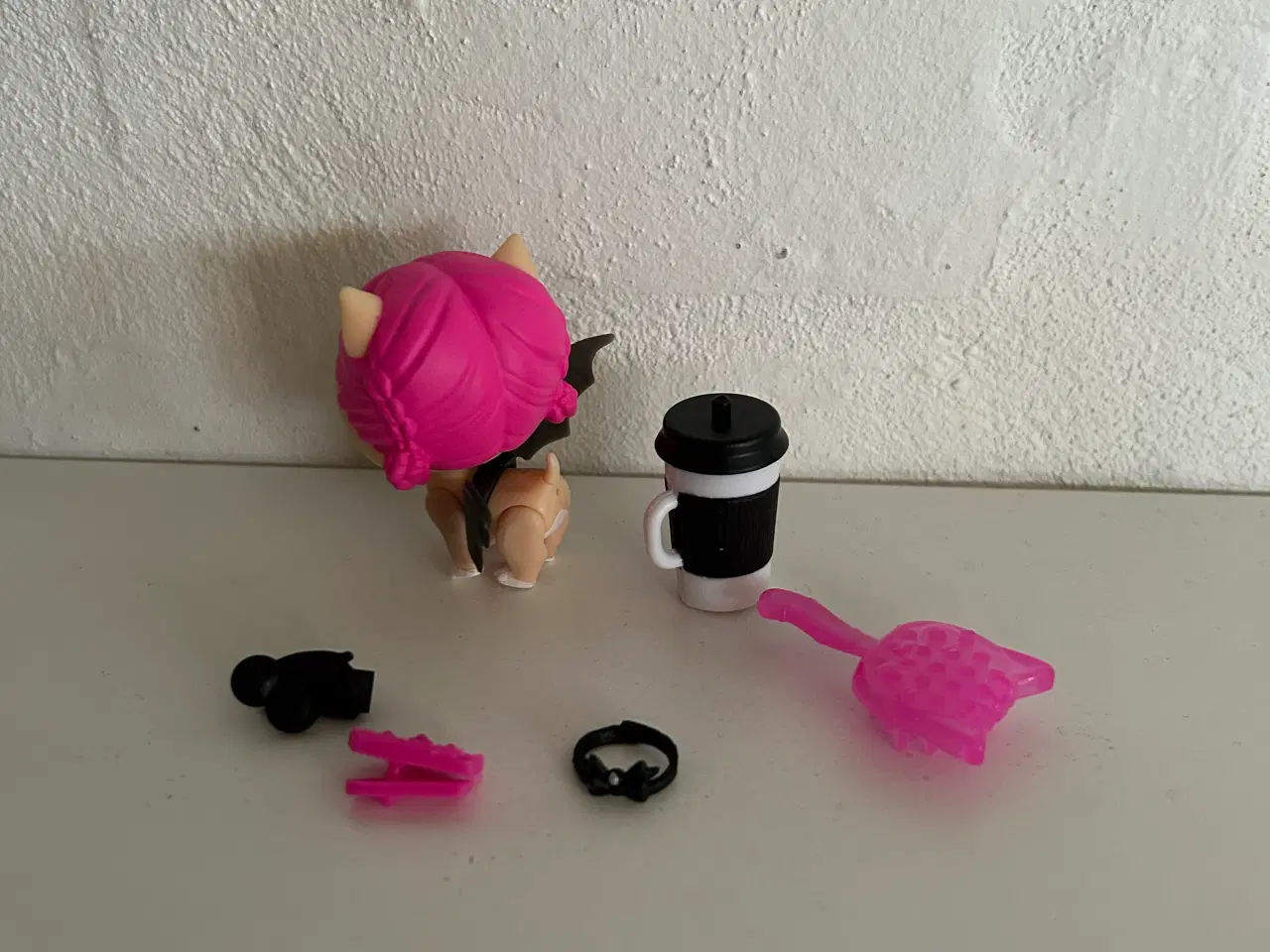 Billede 2 - L.O.L surprise dukke 