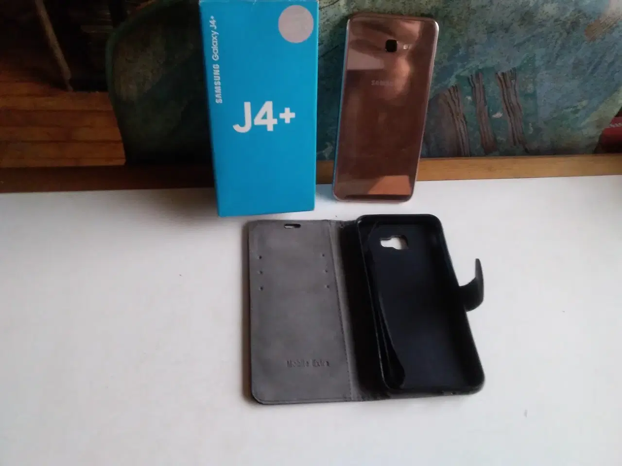 Billede 2 - 6" Gold 4 G Som NY Byt m Huawei P 40 Mate 10 lign 
