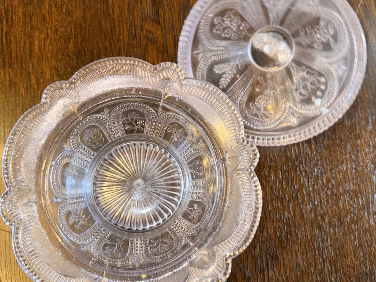 Billede 3 - Smuk bonbonniere til pynt og opbevaring 