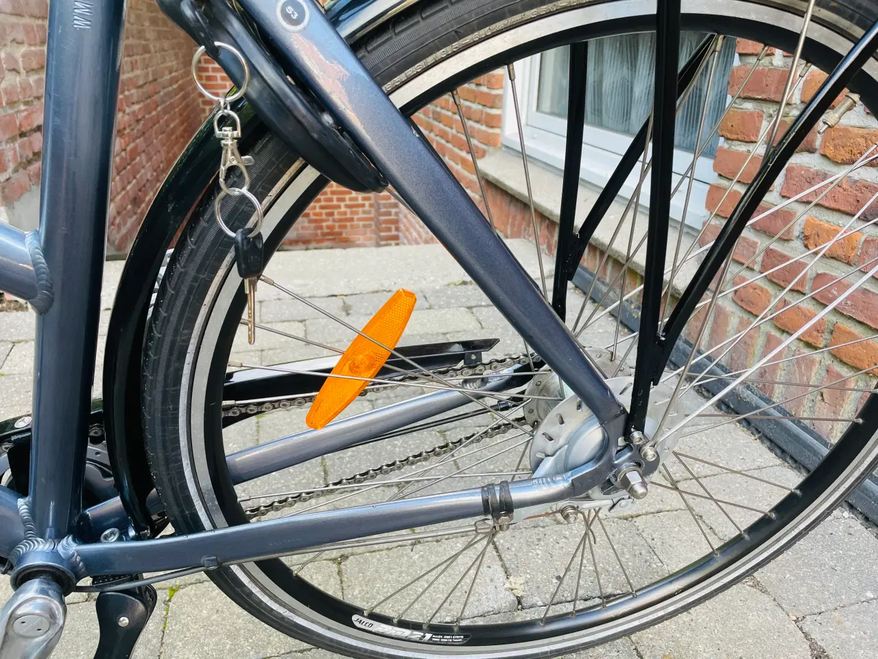 Billede 9 - 28” MBK dame/ pigecykel