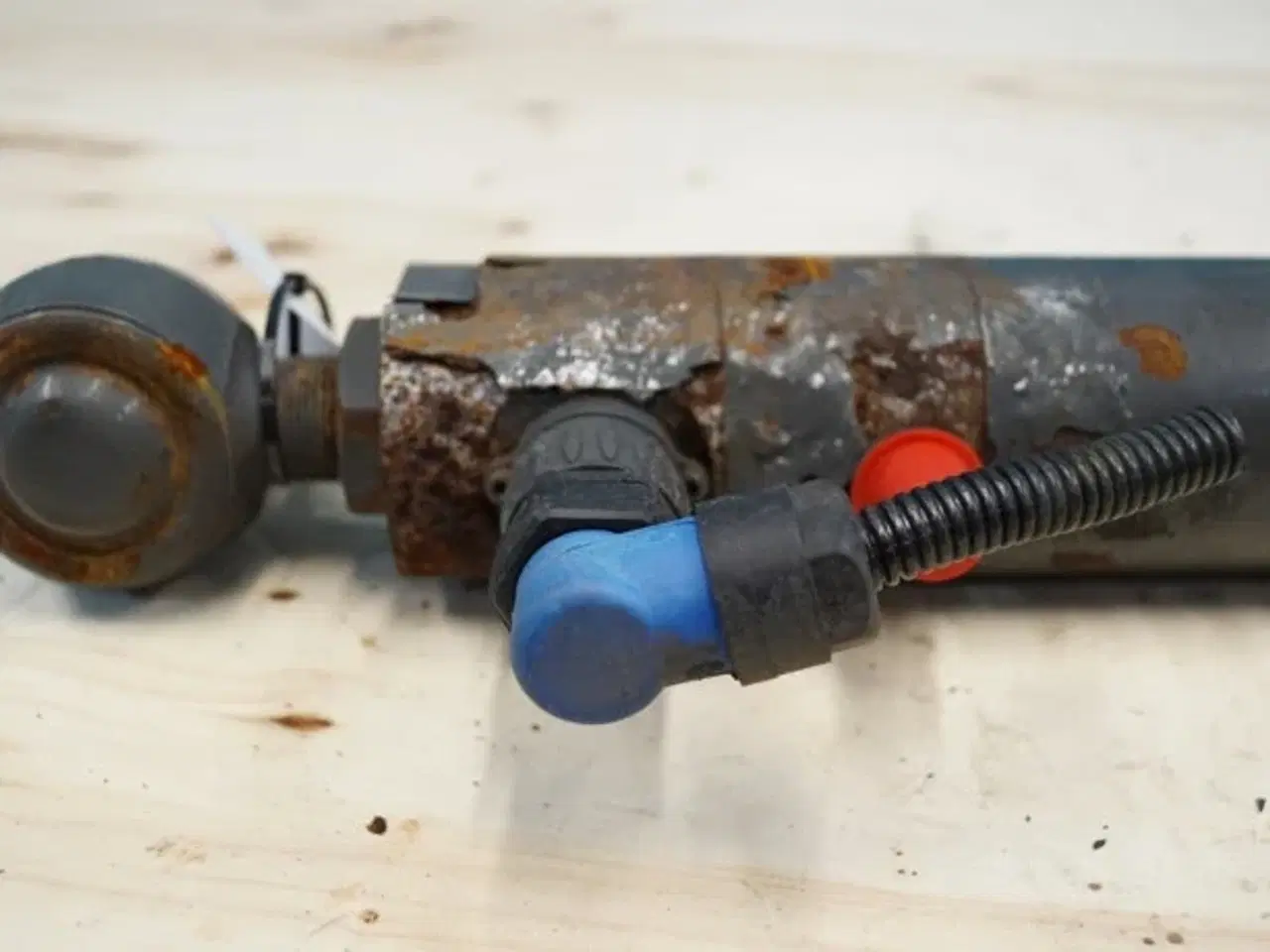 Billede 2 - Claas Lexion 580 Styrecylinder 0405921