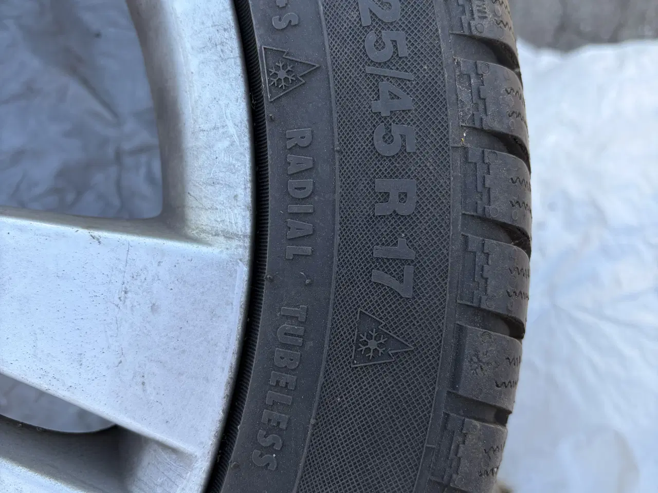 Billede 1 - Fælge fra Mercedes Benz C 350 T CDI årgang 2011