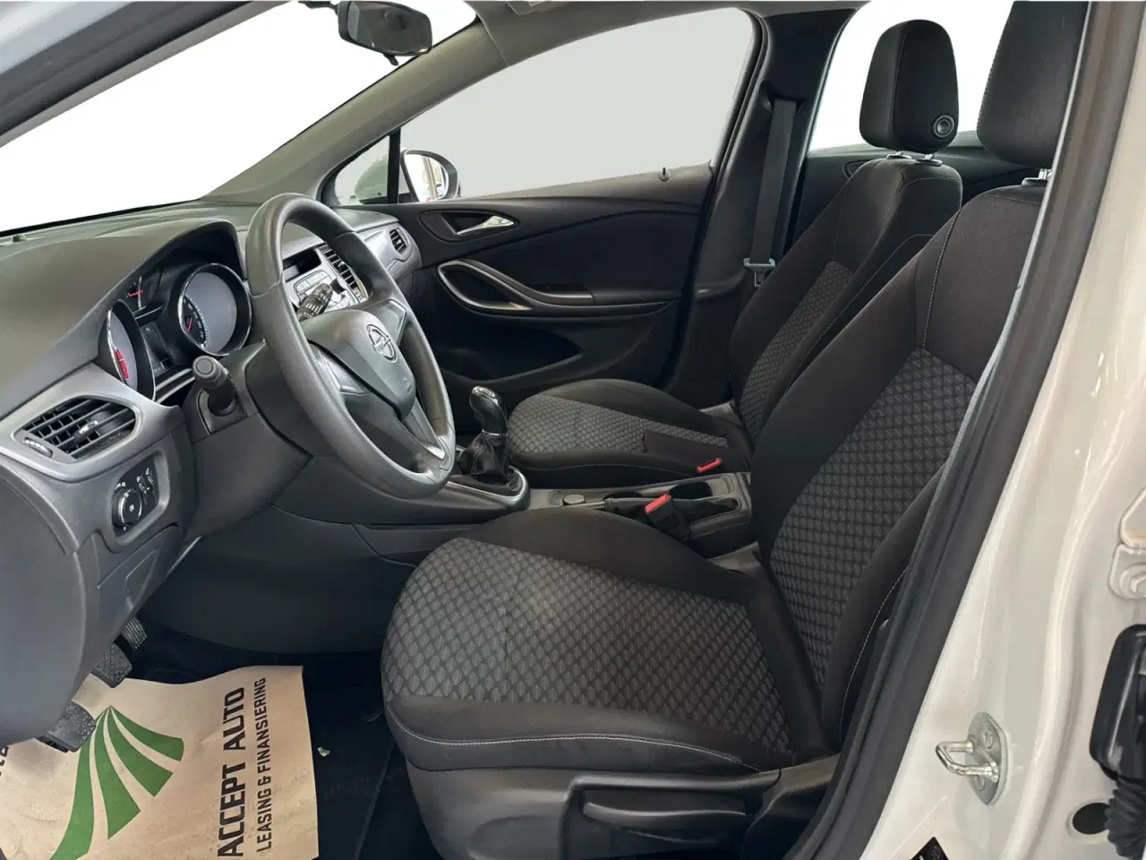 Billede 11 - Opel Astra 1,0 T 105 Essentia