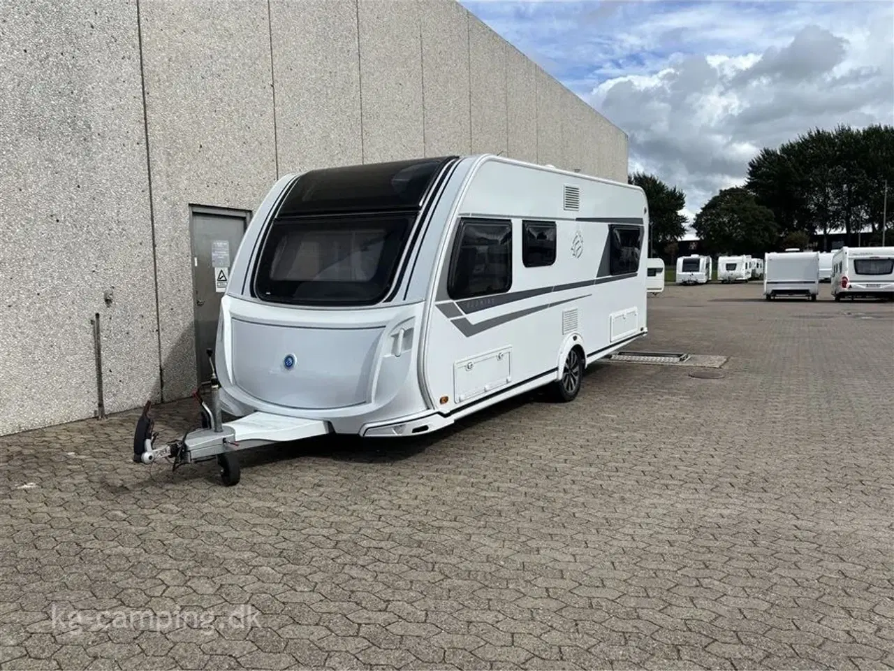 Billede 2 - 2019 - Knaus Südwind 540 UE   Komfortabel kvalitetsvogn med enkeltsenge og Enduro mover