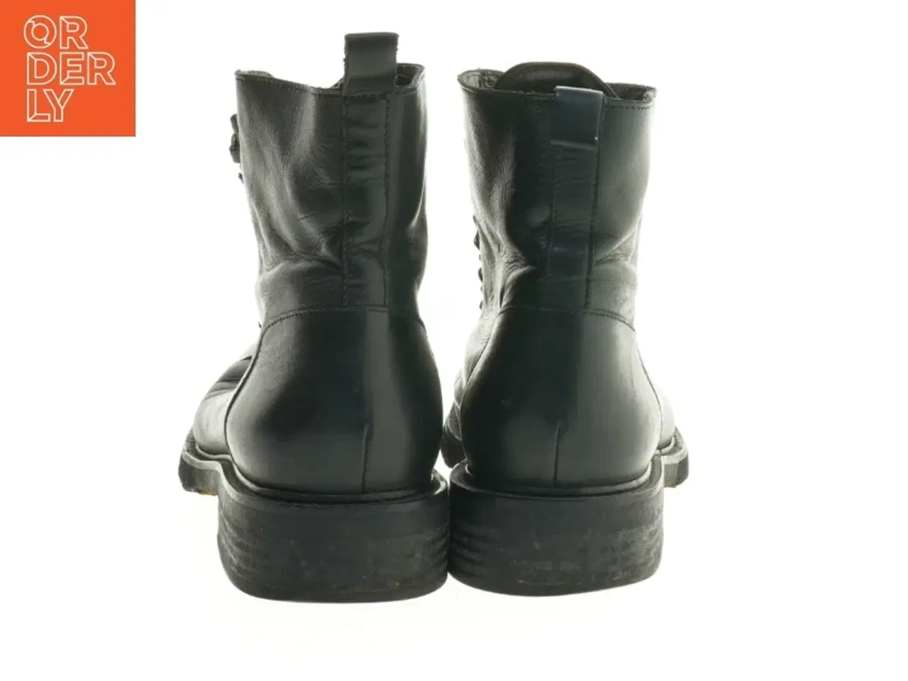 Billede 2 - Sort støvler med kædedetaljer fra Billi Bi (str. 38 )