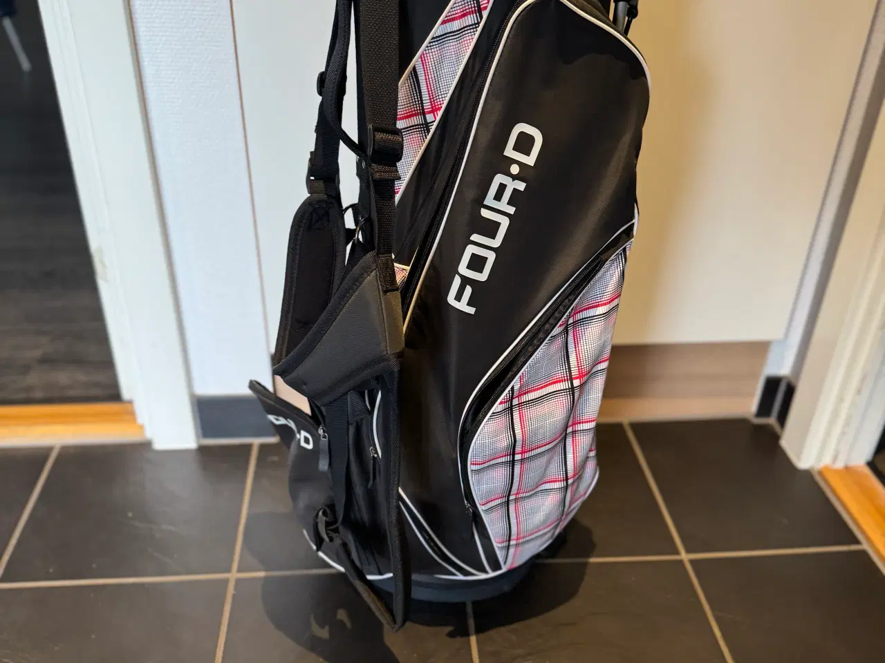 Billede 4 - Dame golfsæt med bærebag