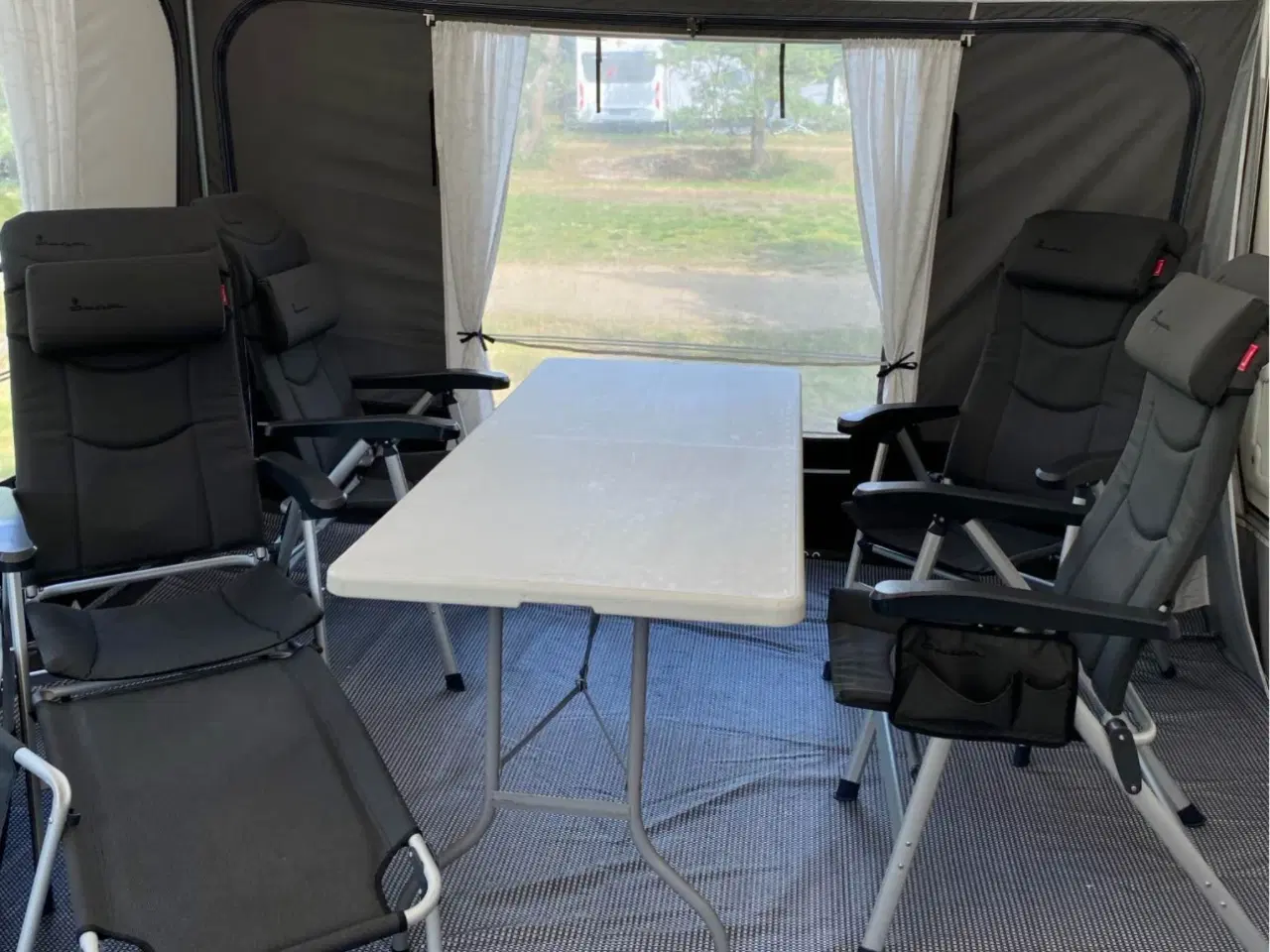 Billede 7 - •	“Udlejes: Adria Adora campingvogn – klar til som