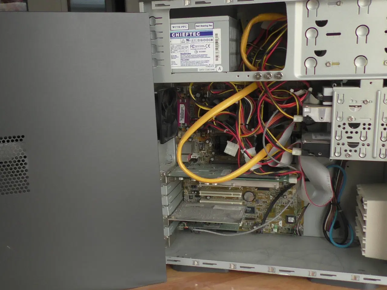 Billede 3 - Ældre computer