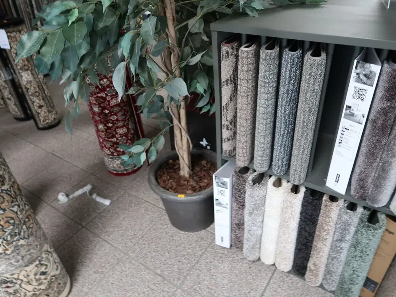 Billede 3 - Kunstig plante i krukke