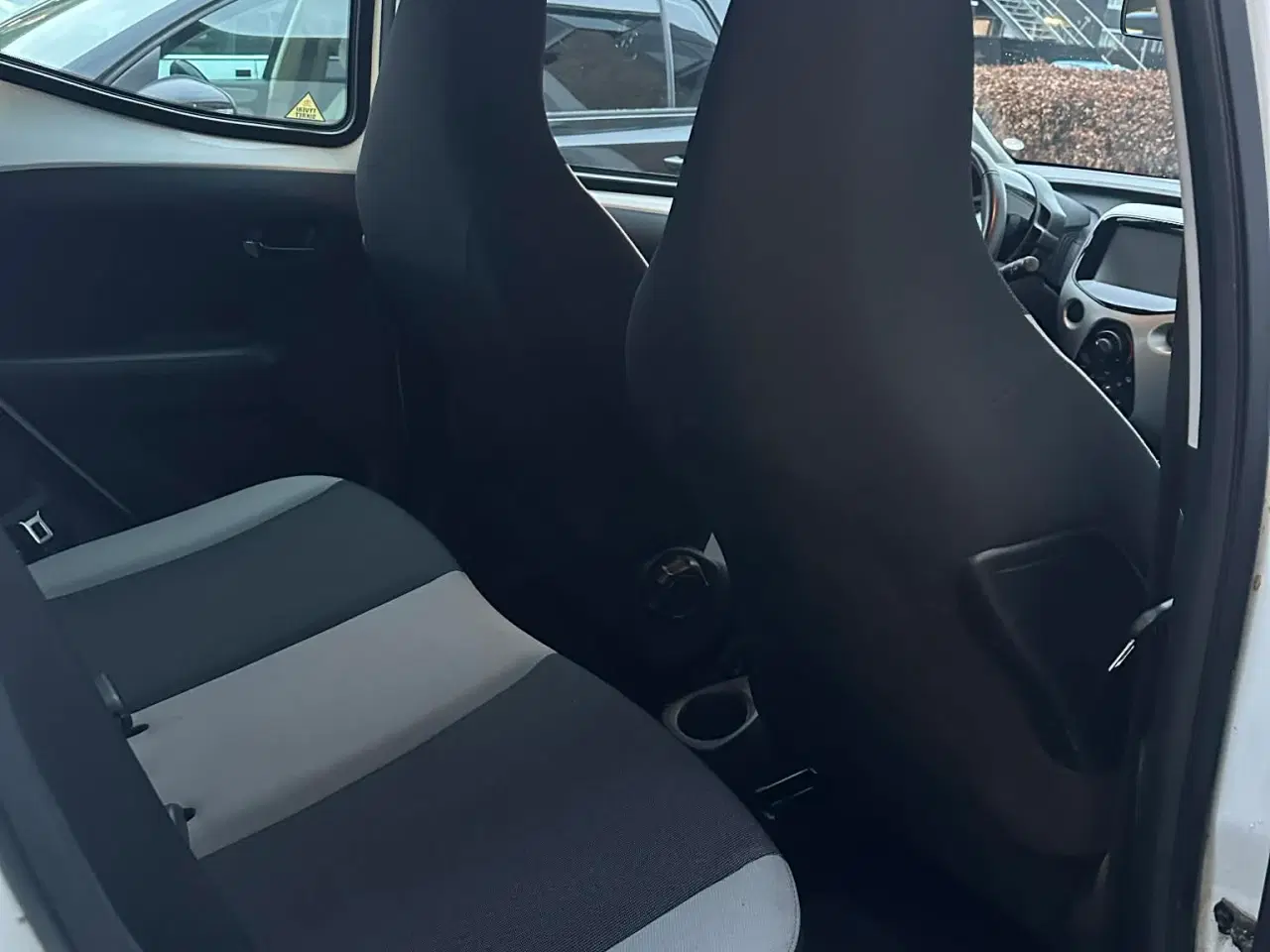 Billede 8 - 2017 Toyota aygo 1,0 vvt-i x-play LAV KM