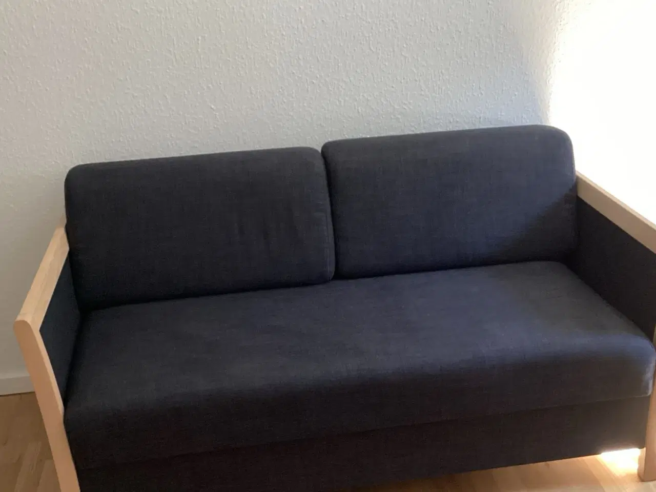 Billede 1 - 2 Personers sofa, sovesofa.