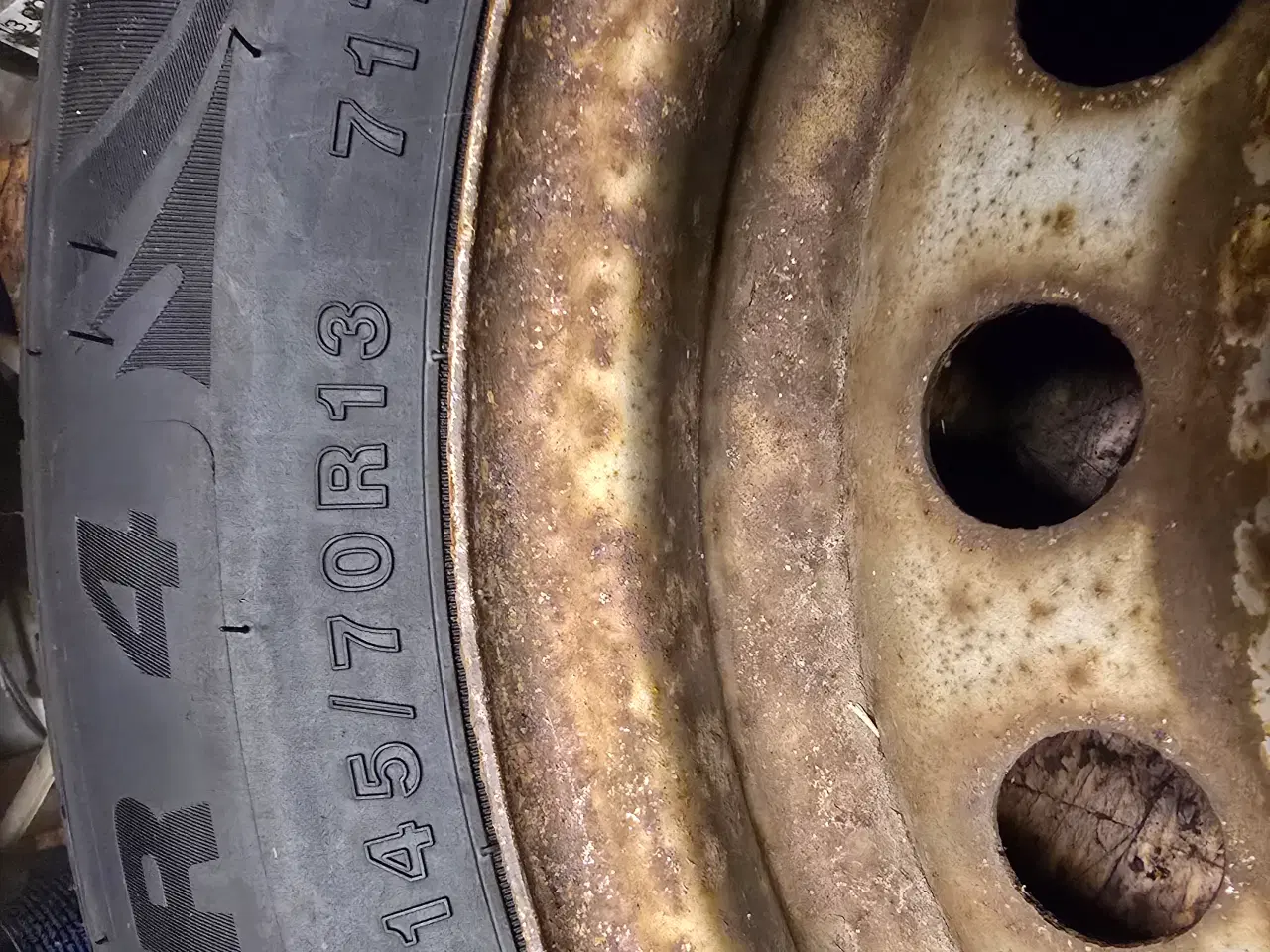 Billede 6 - Trailerhjul 145 / 70 R 13 71 T Dæk er ny fra 2024