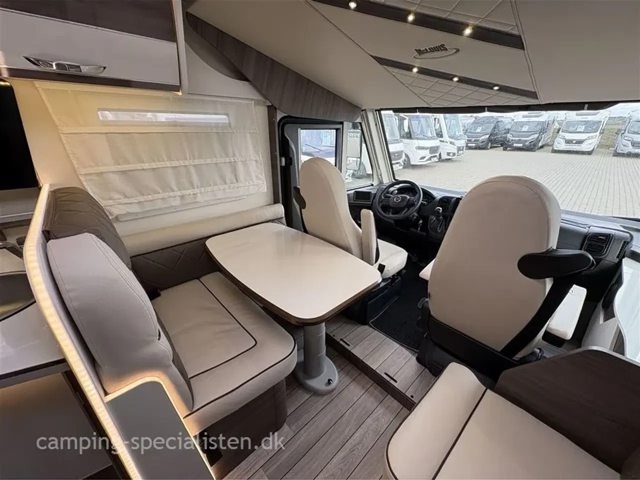 Billede 6 - 2024 - McLouis Nevis 879 G Matic   Mclouis Nevis 879G 2024 - Helintegreret autocamper - Se den nu hos Camping-Specialisten.dk
