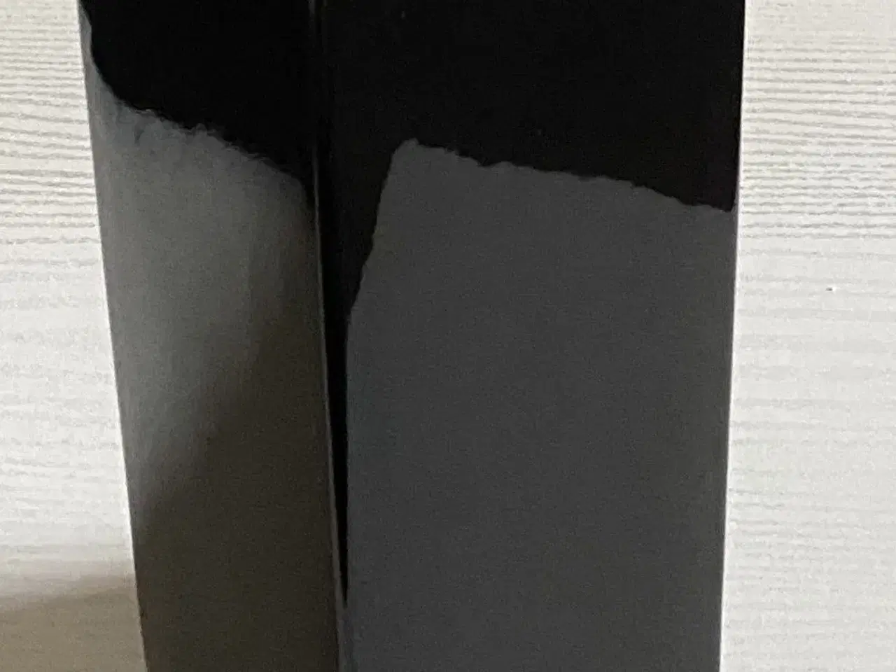 Billede 2 - Vase, sort, firkantet