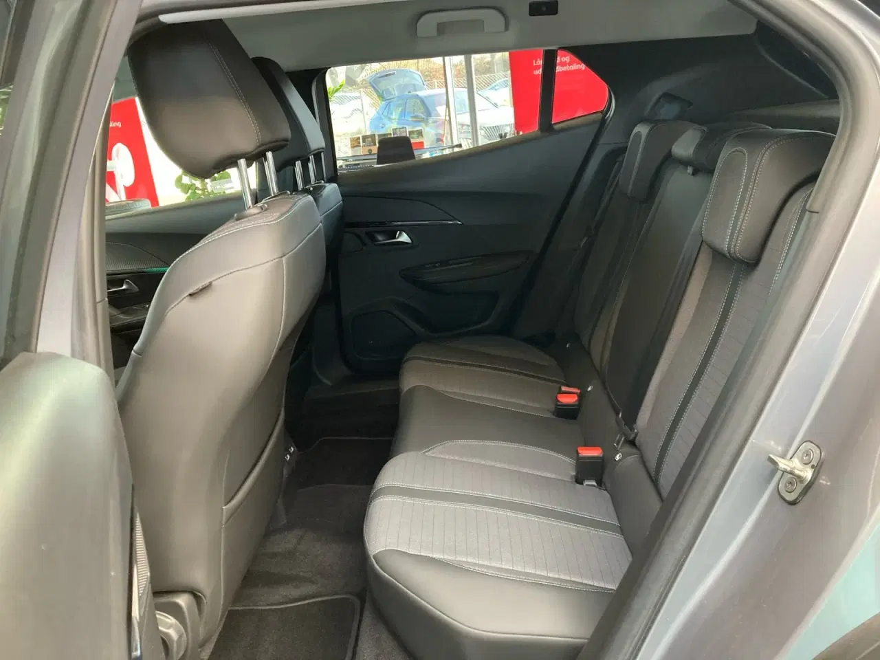 Billede 7 - Peugeot e-2008 50 Allure Pack