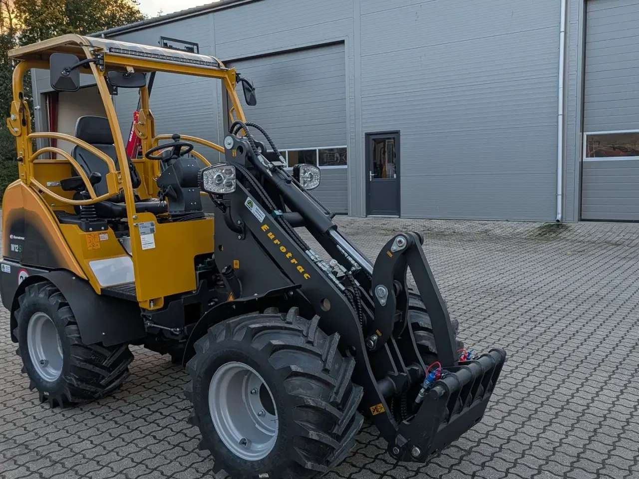 Billede 7 - Eurotrac W12S