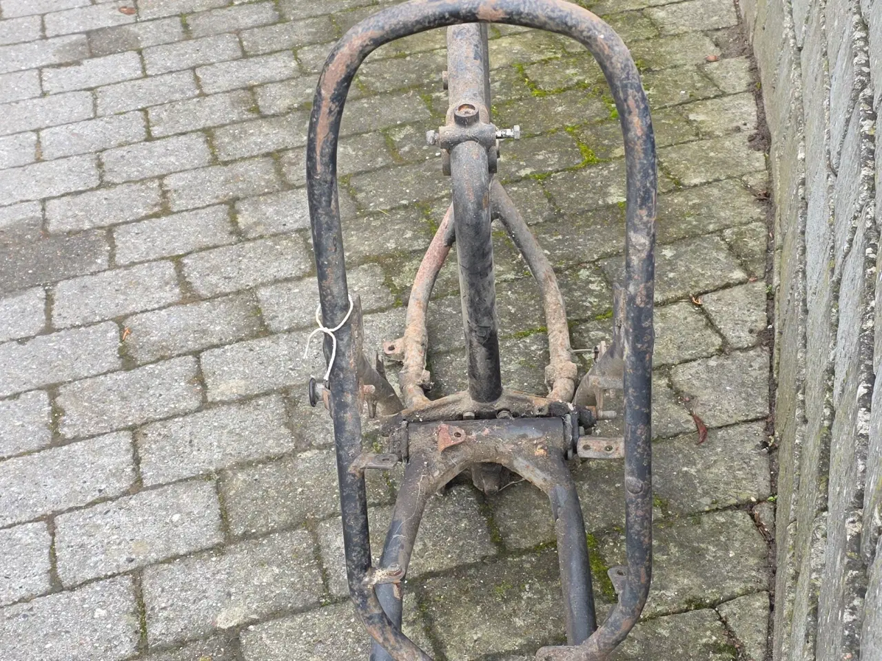 Billede 1 - Triumph T150V stel