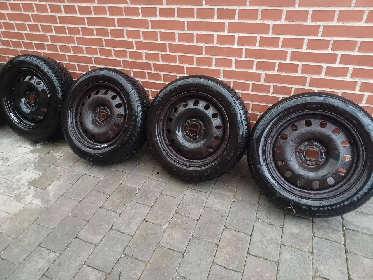 Billede 1 - Citroen / Peugeot vinterhjul.