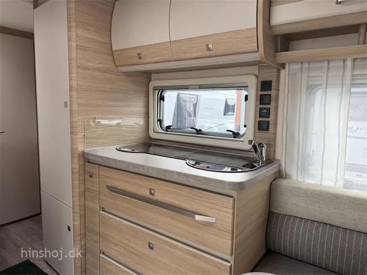 Billede 3 - 2022 - Fendt Bianco Activ 465 SFH   Lækker Fendt med fransk dobbeltseng fra Hinshøj Caravan