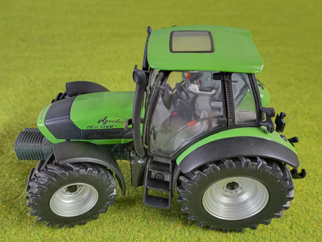 Billede 2 - Universal Hobbies Deutz Fahr