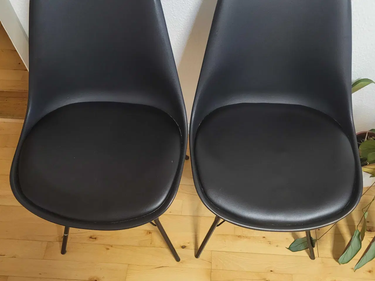 Billede 2 - Stole 2 stk plast 
