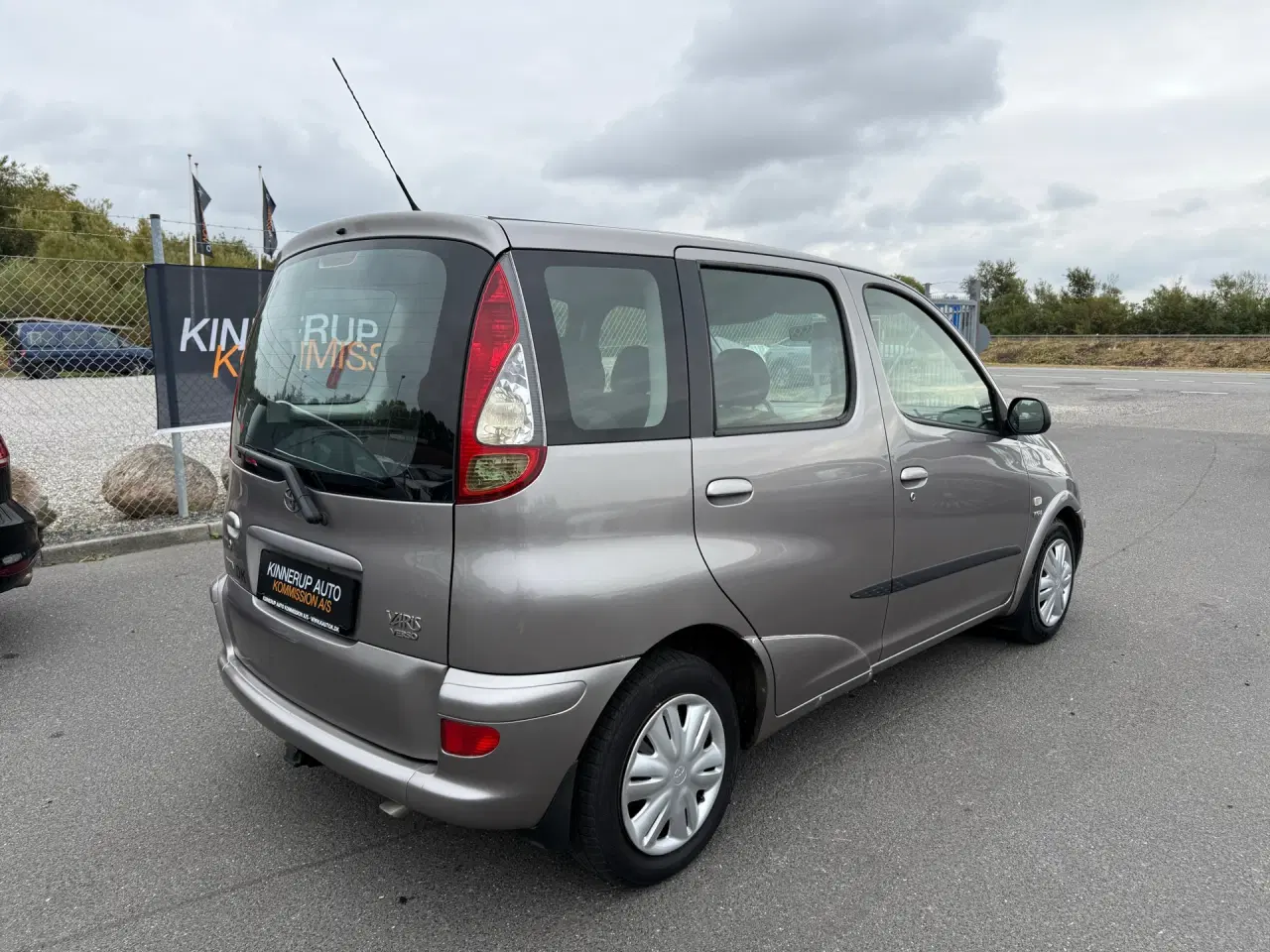 Billede 3 - Toyota Yaris Verso 1,3 Linea Sol 86HK