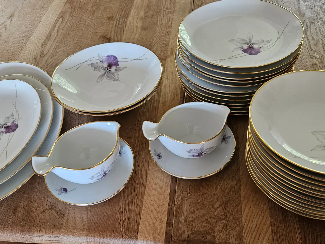 Billede 3 - Dronningholm porcelæn spise og kaffestel