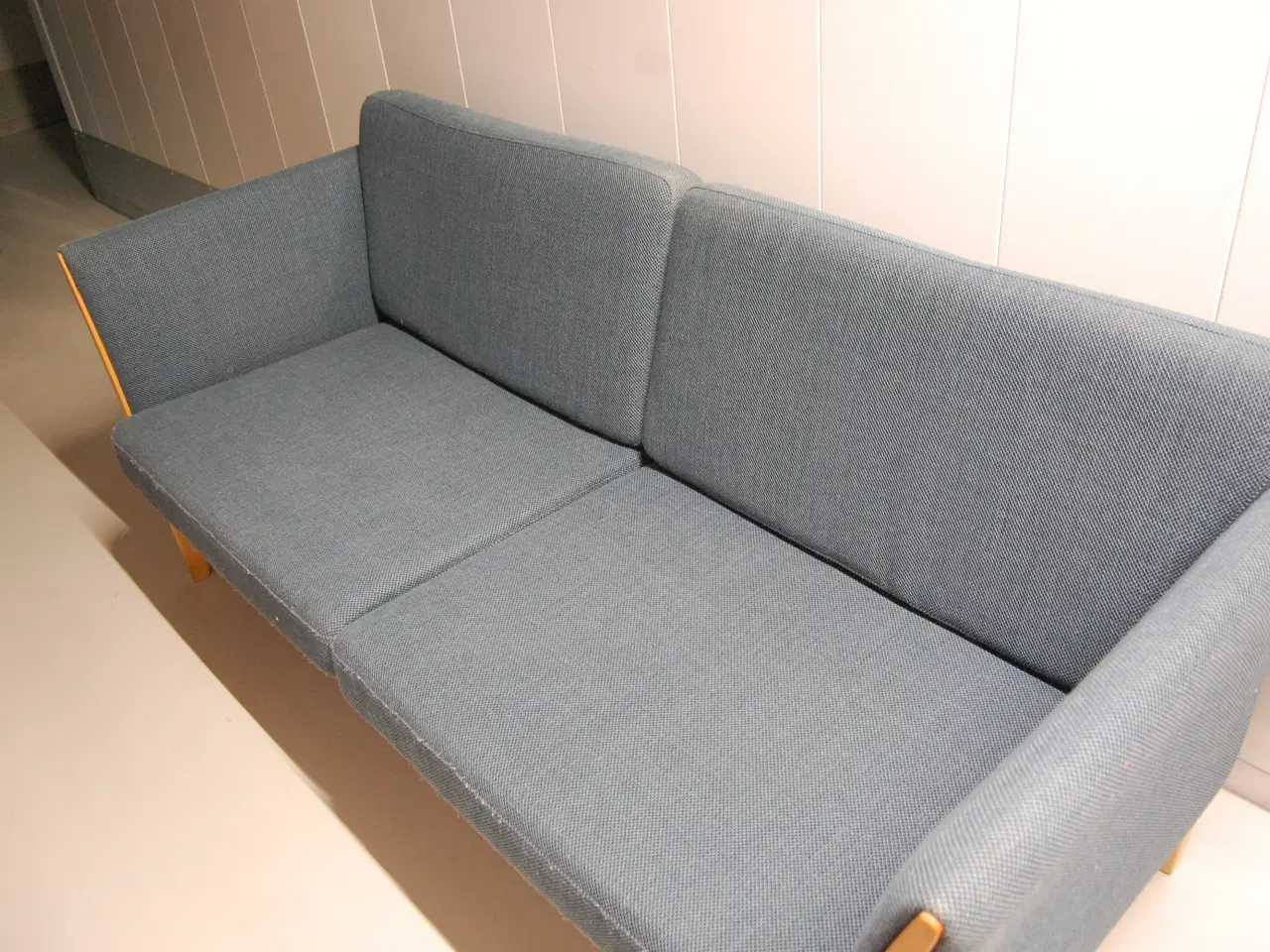 Billede 1 -  Sofa med uldstof