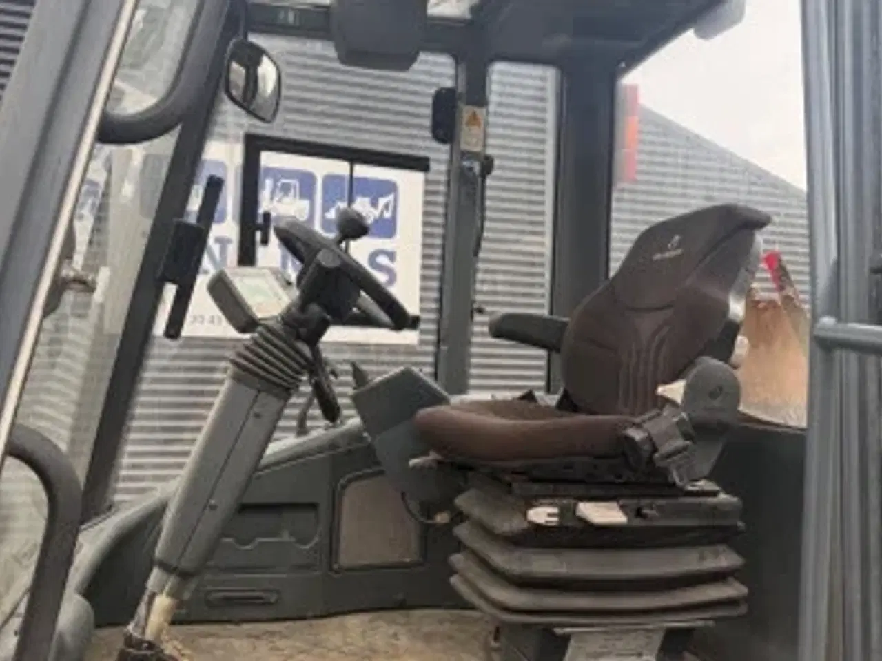 Billede 5 - Dieseltruck med friløft