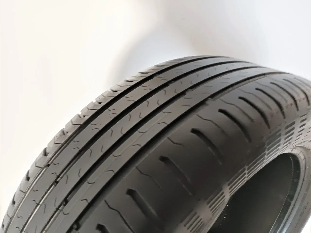 Billede 3 - sommerdæk - 215/55R17 94W Continental (4stk)