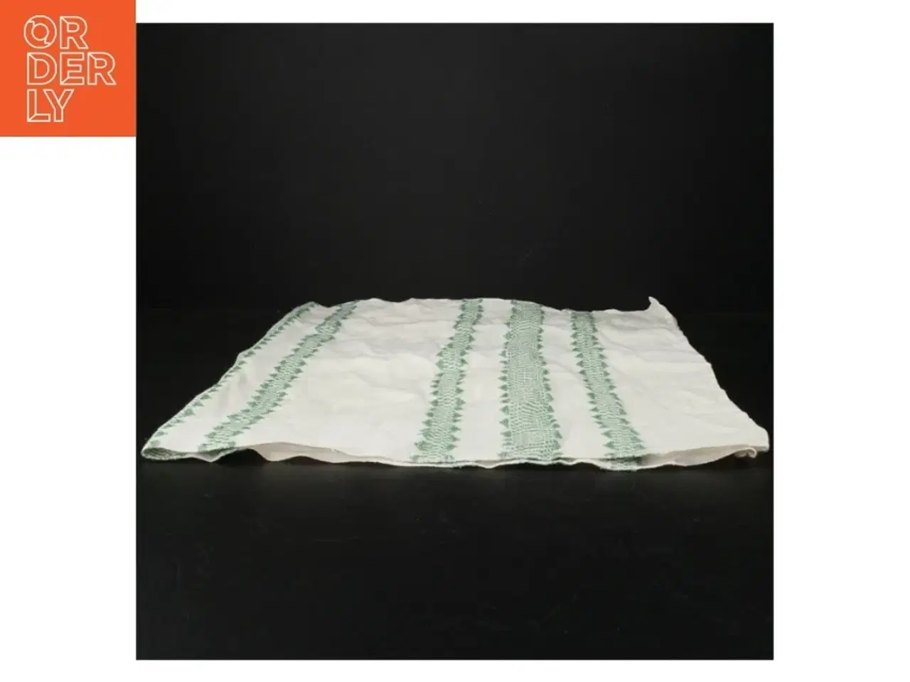 Billede 2 - Broderet bordløber (str. 80 x. 44 cm)
