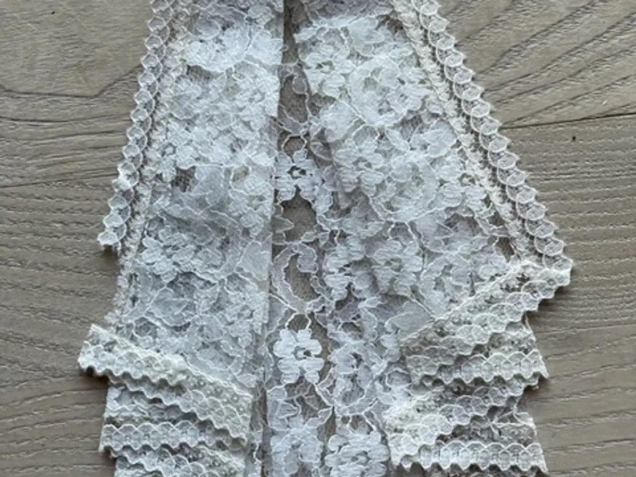 Billede 8 - Gammelt broderi