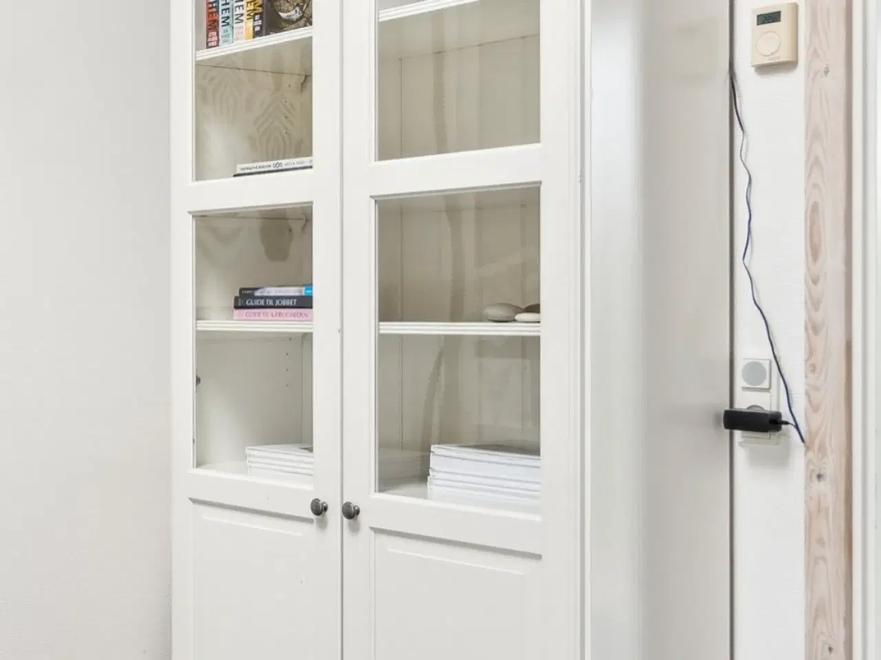 Billede 1 - Ikea liatorp vitrine skab