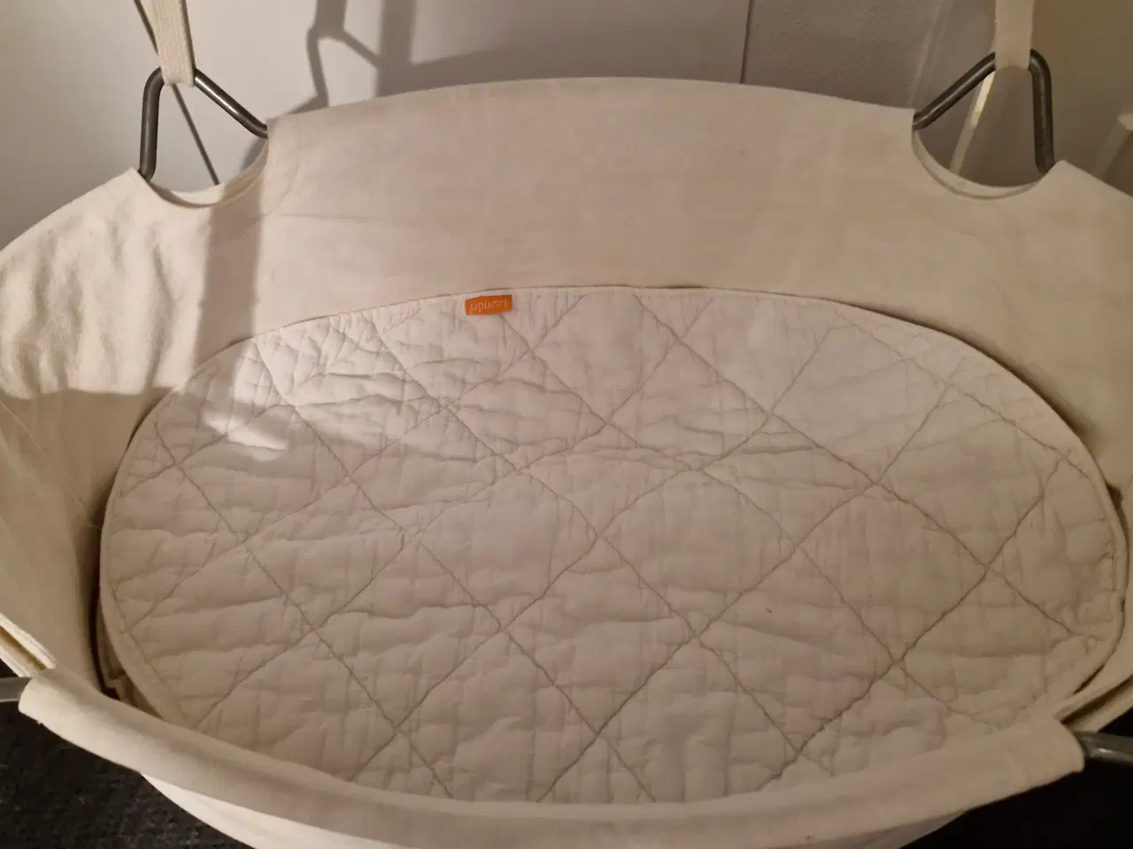 Billede 2 - LEANDER HÆNGEVUGGE.   MEGET VELHOLDT, se fotos