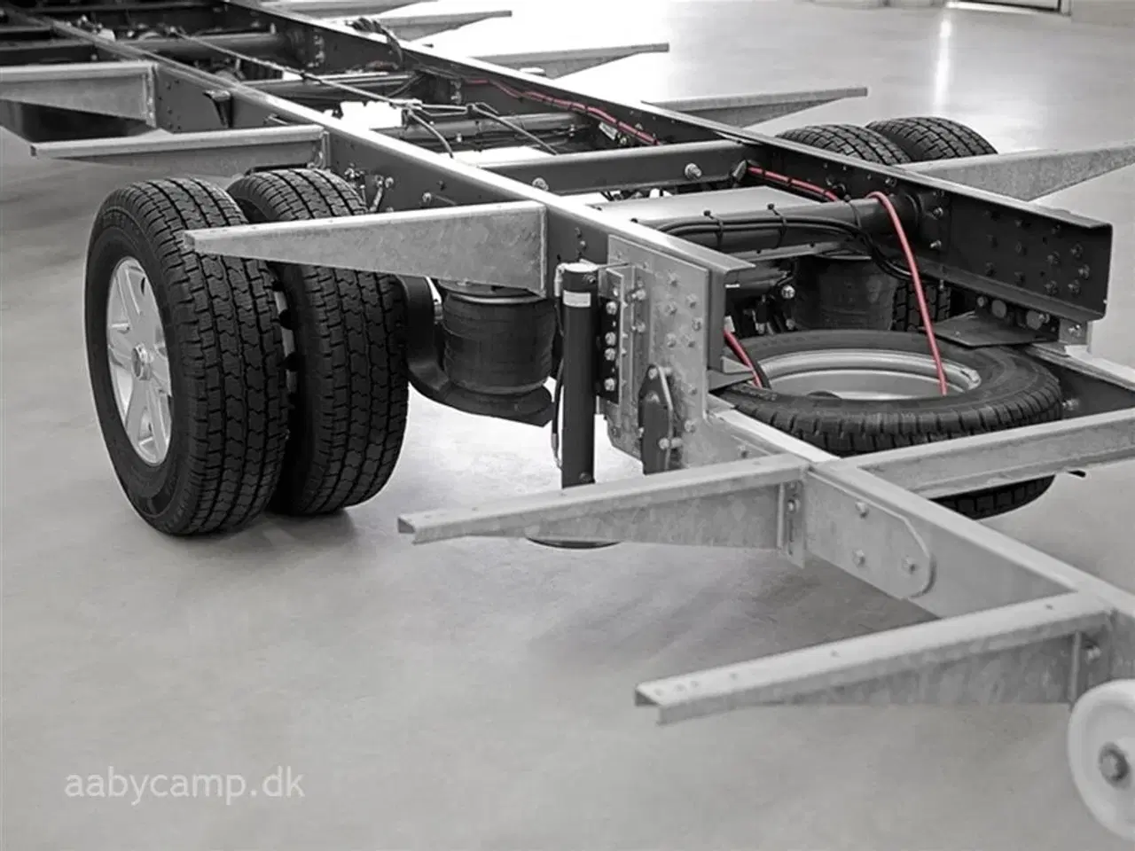 Billede 35 - 2021 - Morelo Home 78 L   Autocamper på Første Klasse.  Udstyrslisten er Lang når man vælger en Camper fra Morelo.