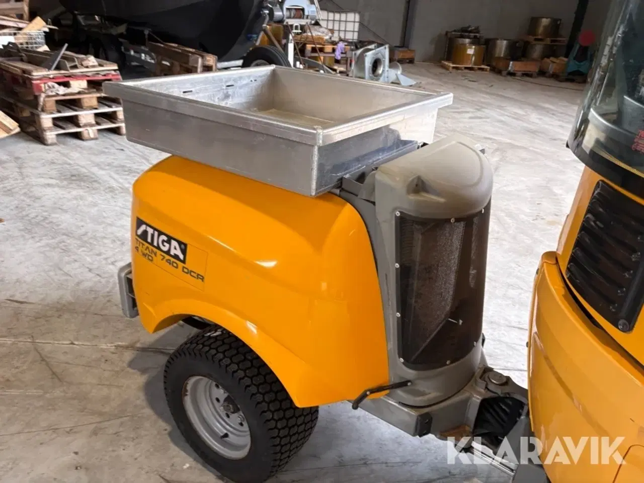 Billede 12 - Redskabsbærer Stiga Titan 740 DCR