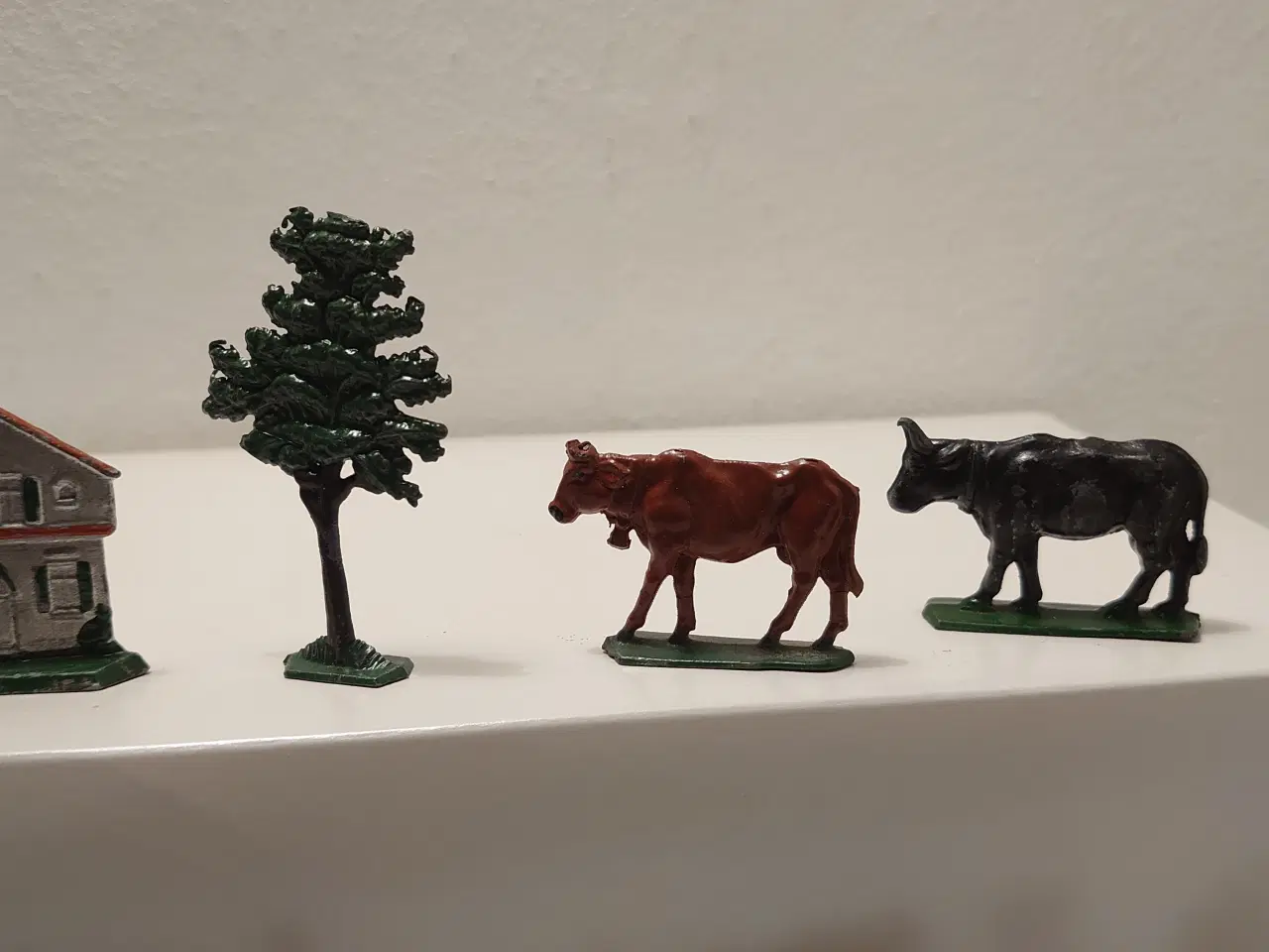 Billede 3 - 28stk bondegårdsdyr mm. i metal.1930´erne