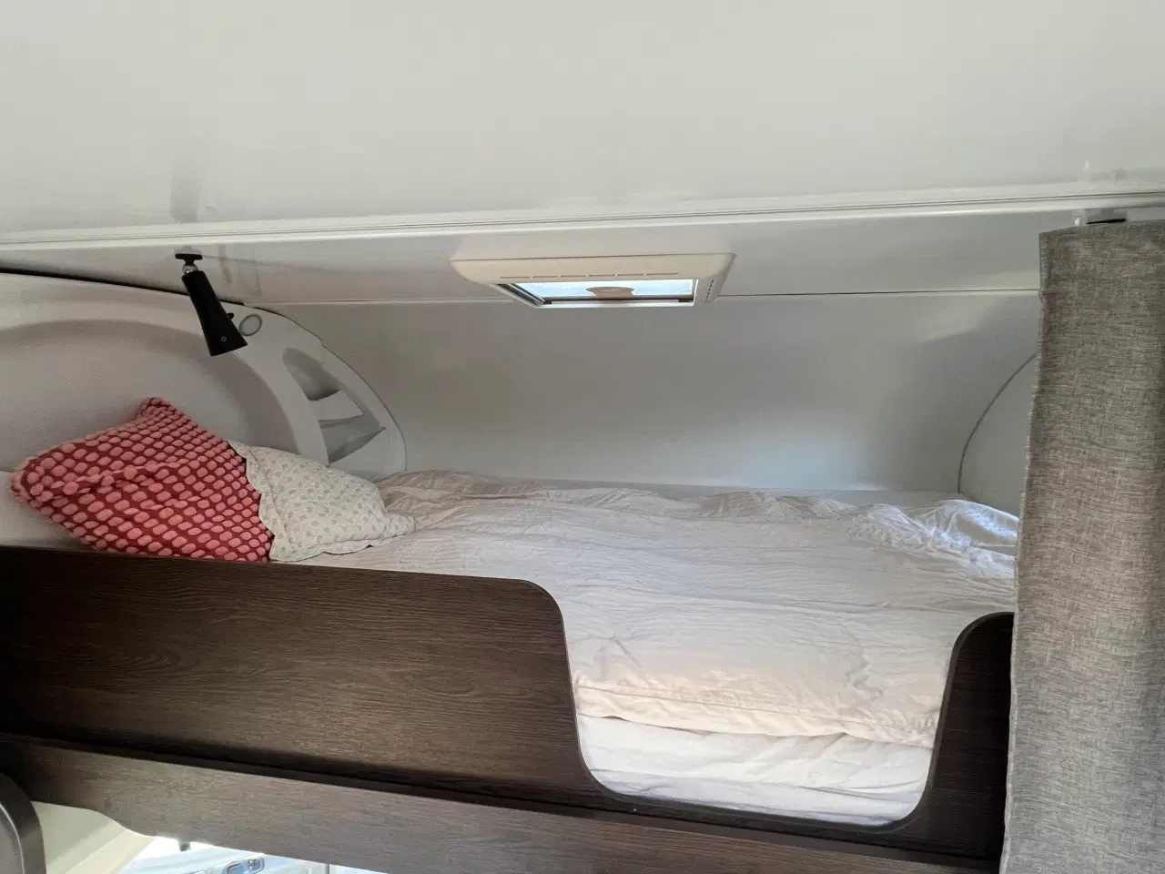 Billede 18 - Benimar Sport 340 Northautokapp fra juni 2022