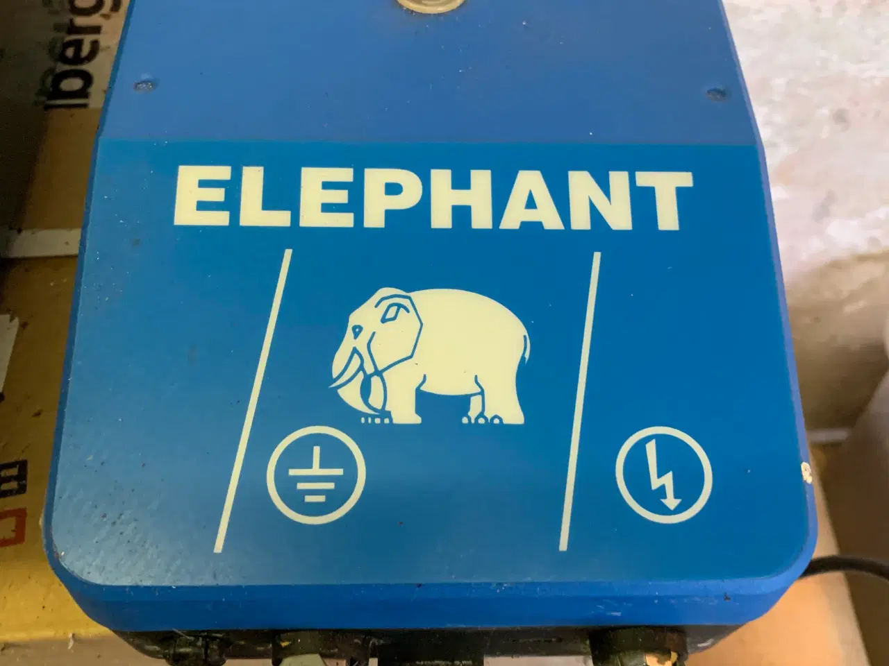 Billede 2 - Elhegn og spændingsmåler