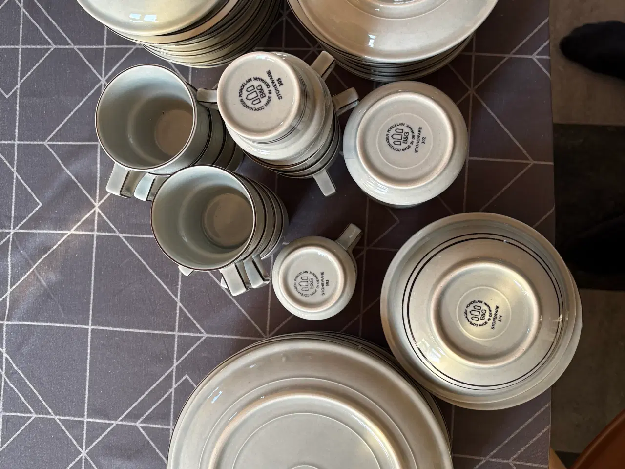 Billede 1 - B&G kaffestel og middagstallerken - stentøj