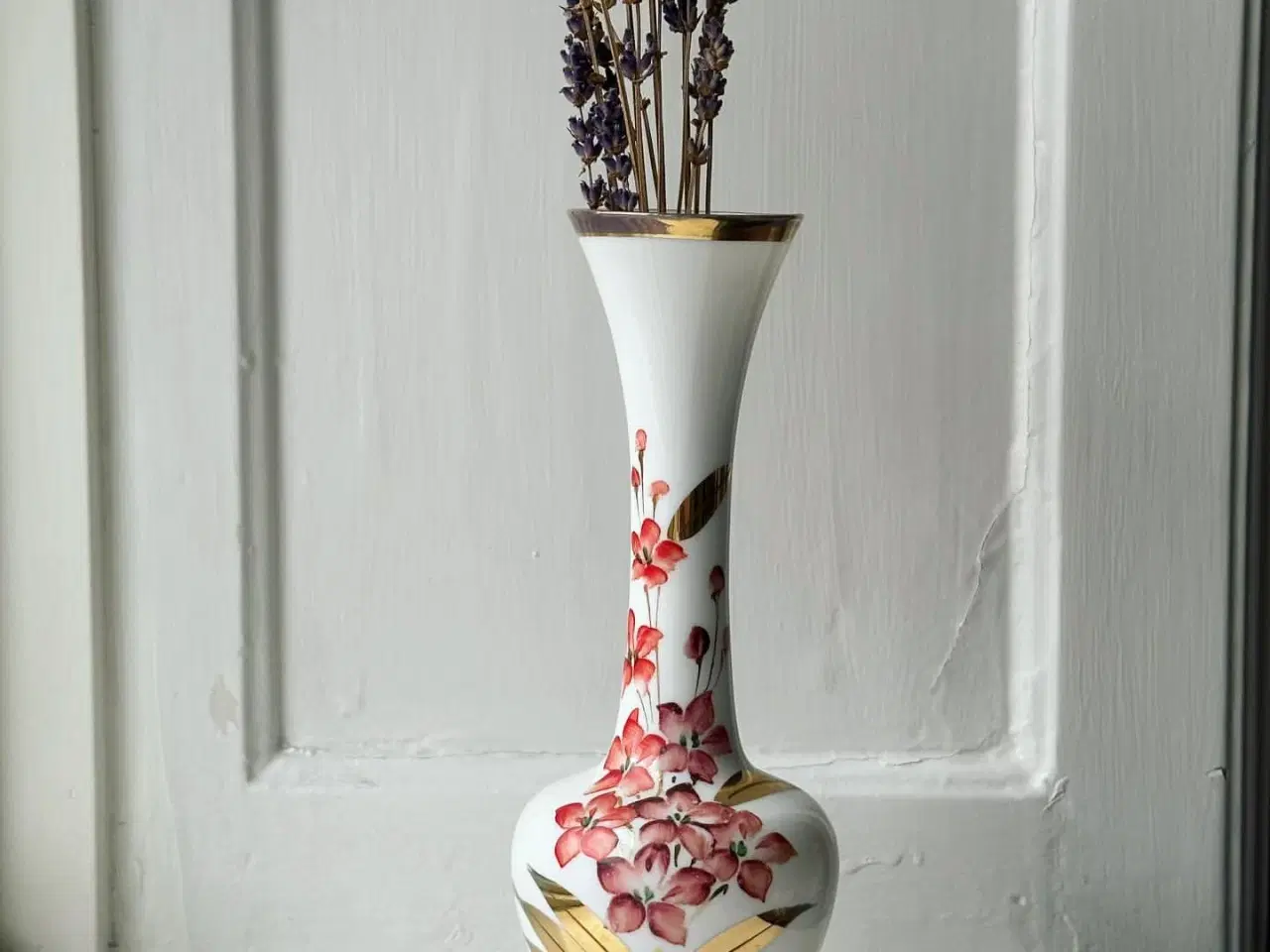 Billede 1 - Opalineglas m blomster og guld