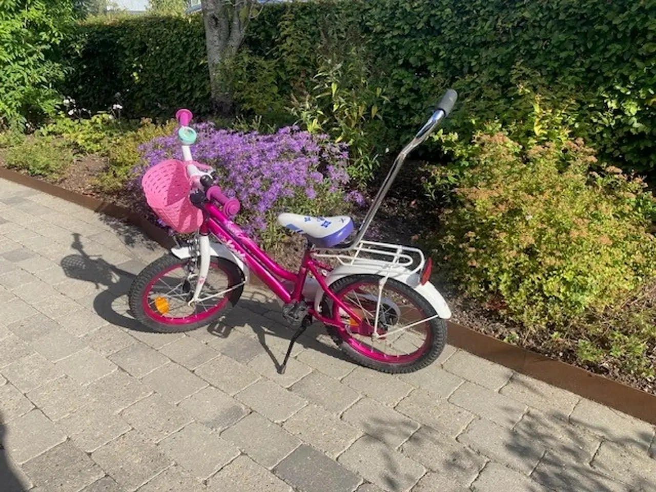 Billede 2 - Pigecykel 16" med støttestang.