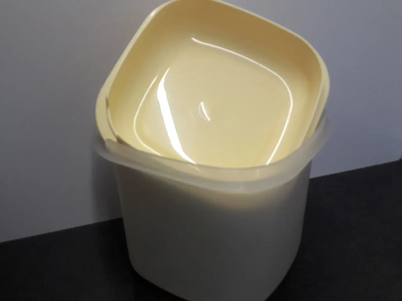 Billede 3 - Tupperware beholder