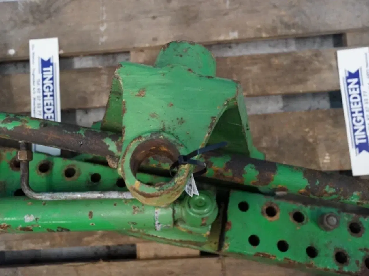 Billede 4 - John Deere 2850 Foraksel Komplet AL31297