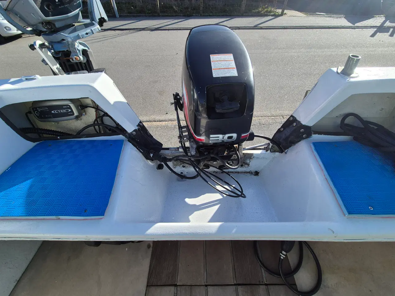 Billede 11 - Sejlklar motorbåd