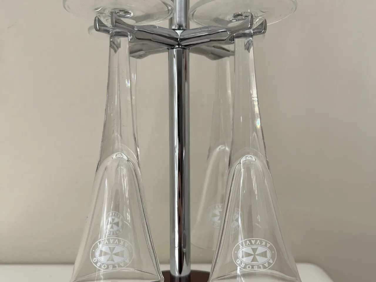 Billede 2 - Ålborg akvavit snapseglas holder inkl glas 