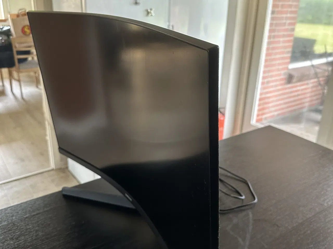 Billede 1 - Samsung 32” 144 hz buet skærm