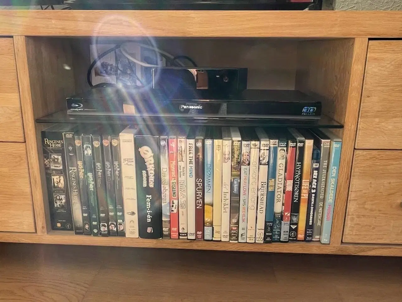 Billede 1 - TV bord i egetræ