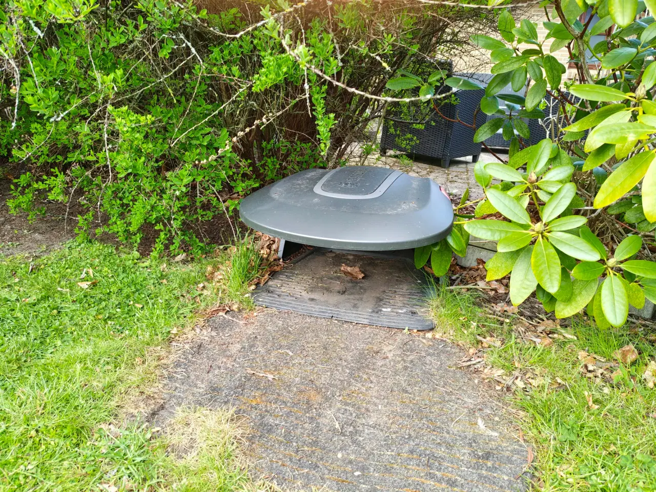 Billede 2 - Gardena Robot plæneklipper