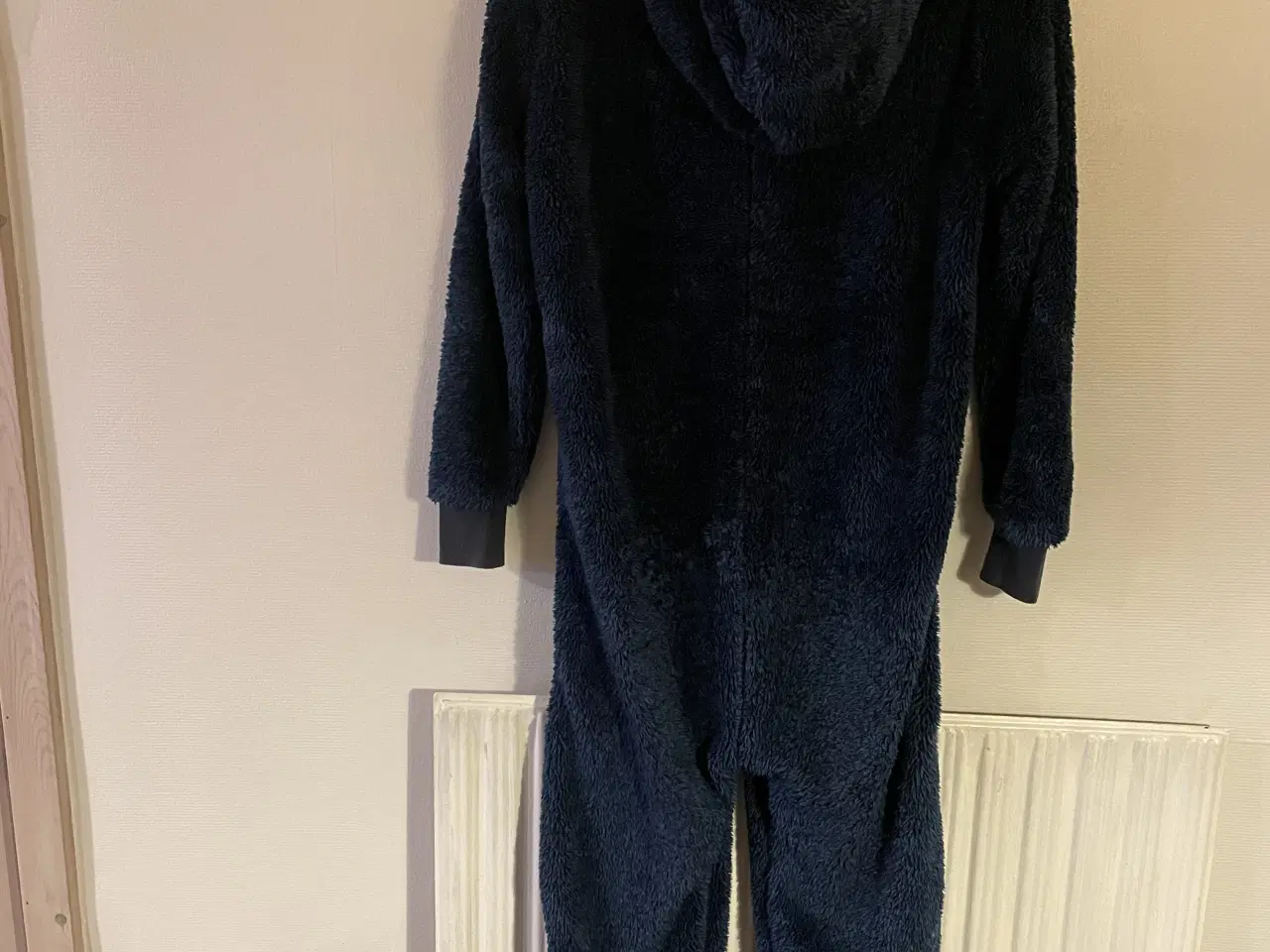 Billede 3 - Heldragt i plys 